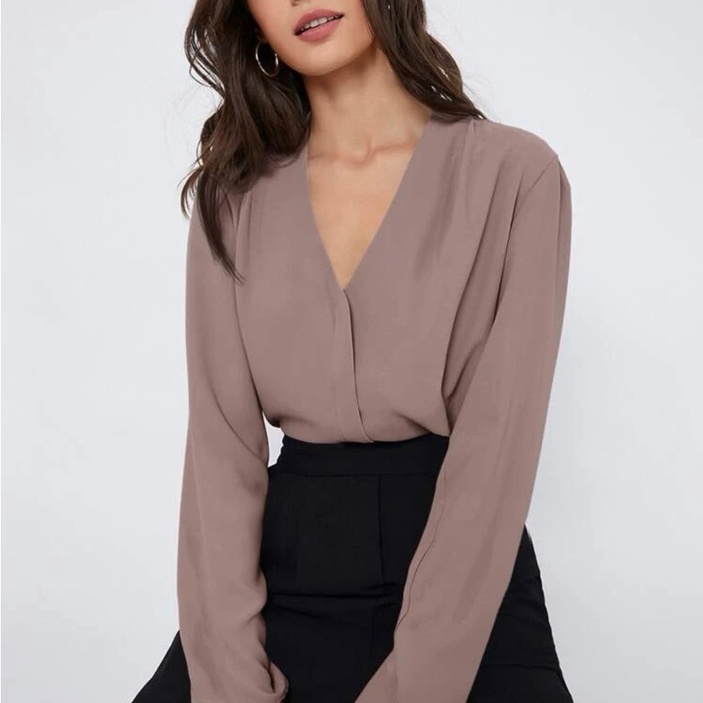 SHEIN | BIZwear Fold Pleated Solid Top